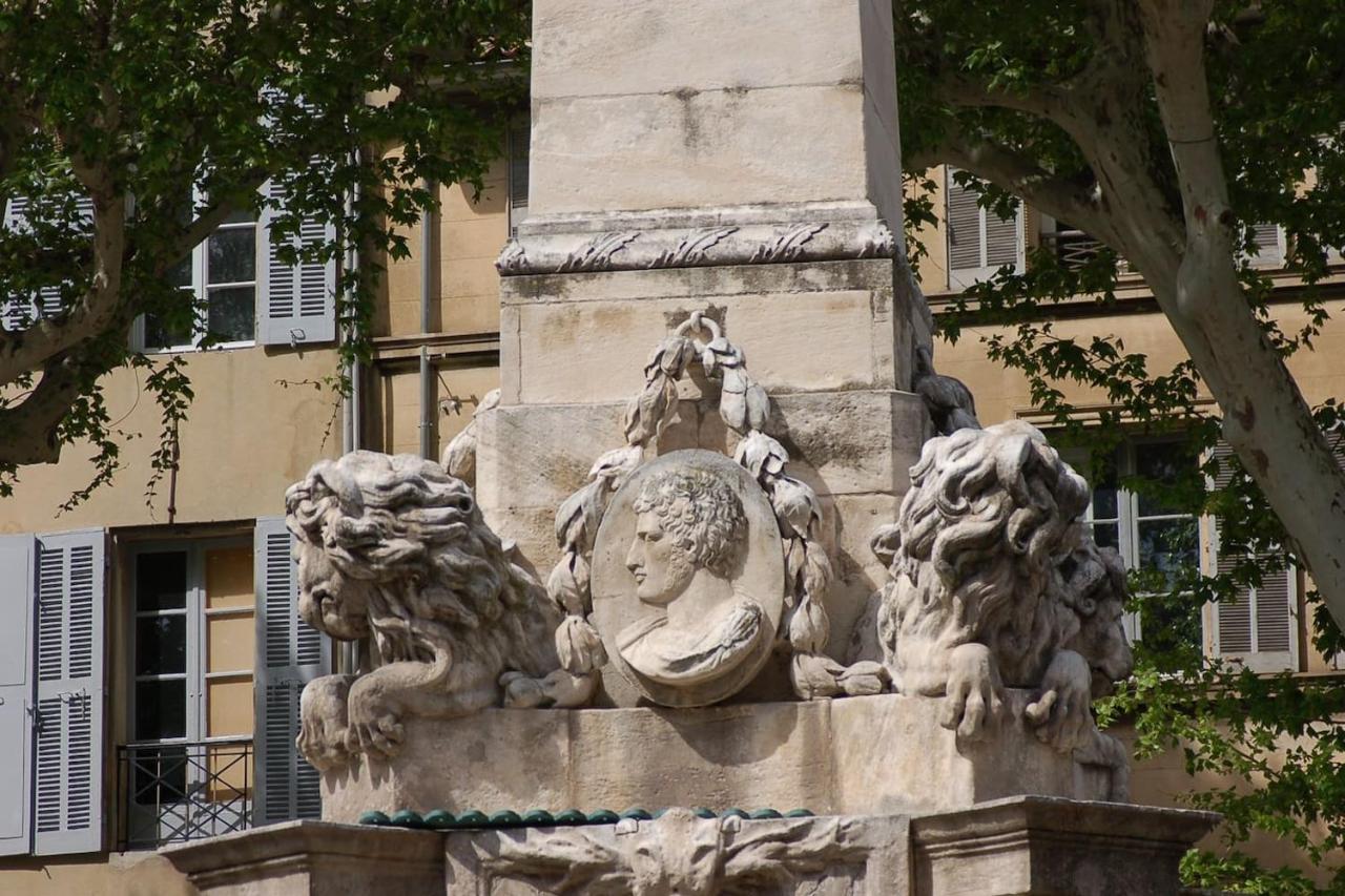 Coeur de ville Aix-en-Provence Extérieur photo